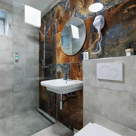 Daire Sninsky Dvor *